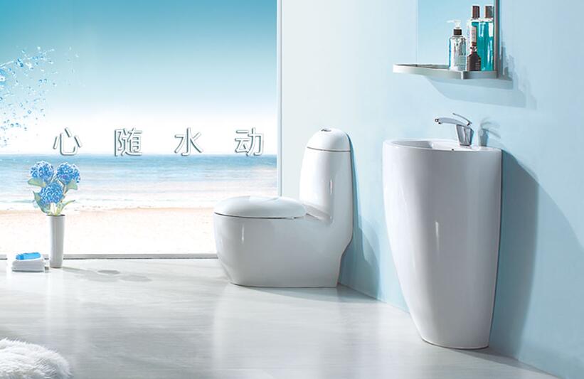 想边洗澡边看书？ 浴室改造成书房